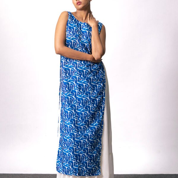 High slit Kurti and skirt