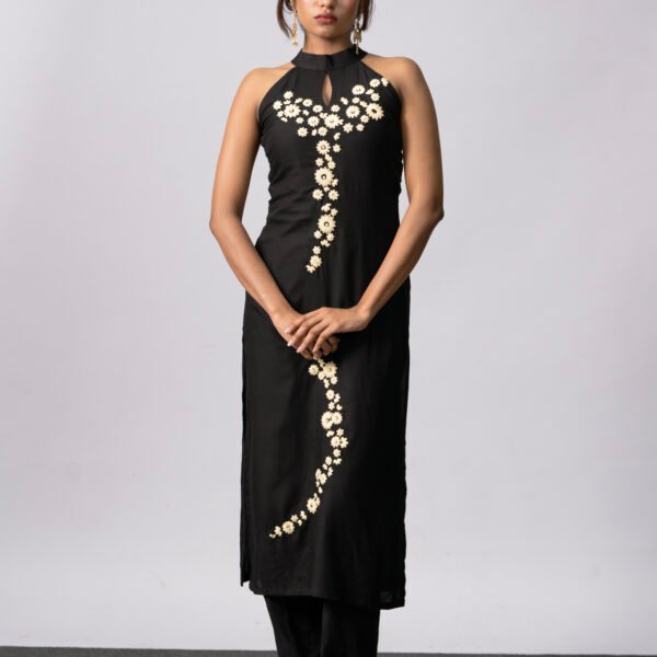 Floral embroidered kurti top